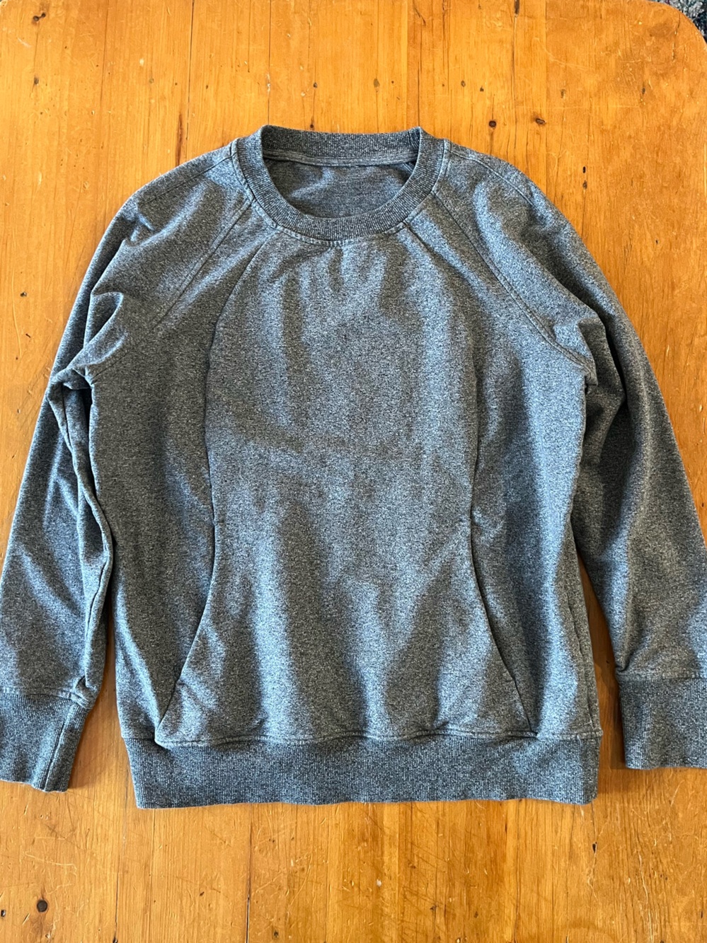 Lululemon Scuba Crew Neck Sweatshirt in Heather Speckled Black Size 12